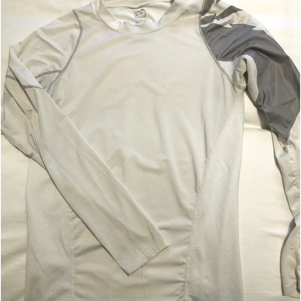 Long sleeve T-shirt by Nike in xl.